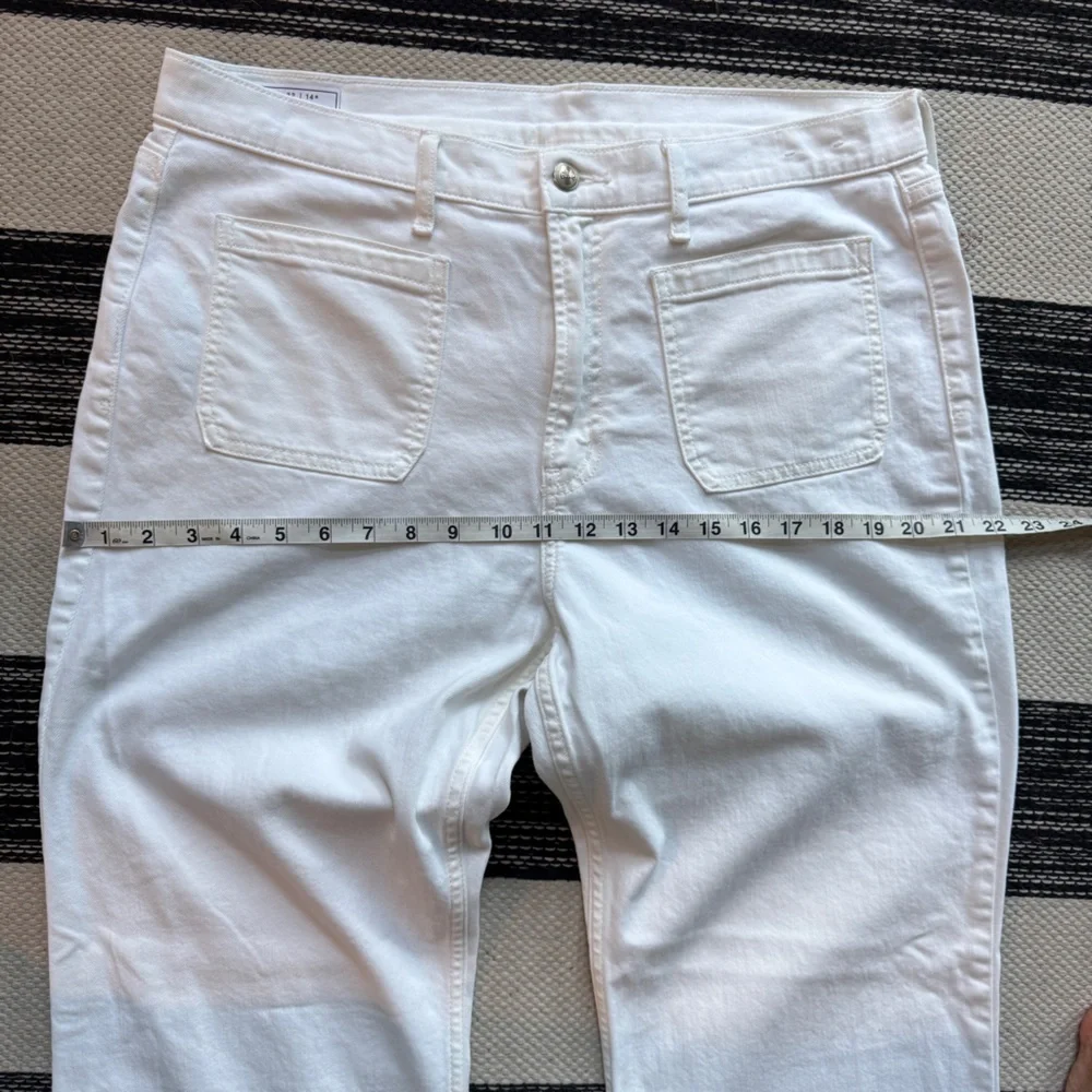 GAP  Jeans Women's‎ '70s Flare High Rise Jeans in White Size 32/14R